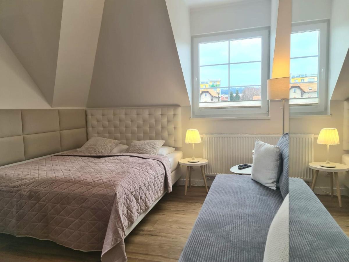 Apartamenty "La Villa" Z Klimatyzacja, Ogrodem, Parkingiem, Blisko Centrum Kudowa-Zdrój Exteriör bild