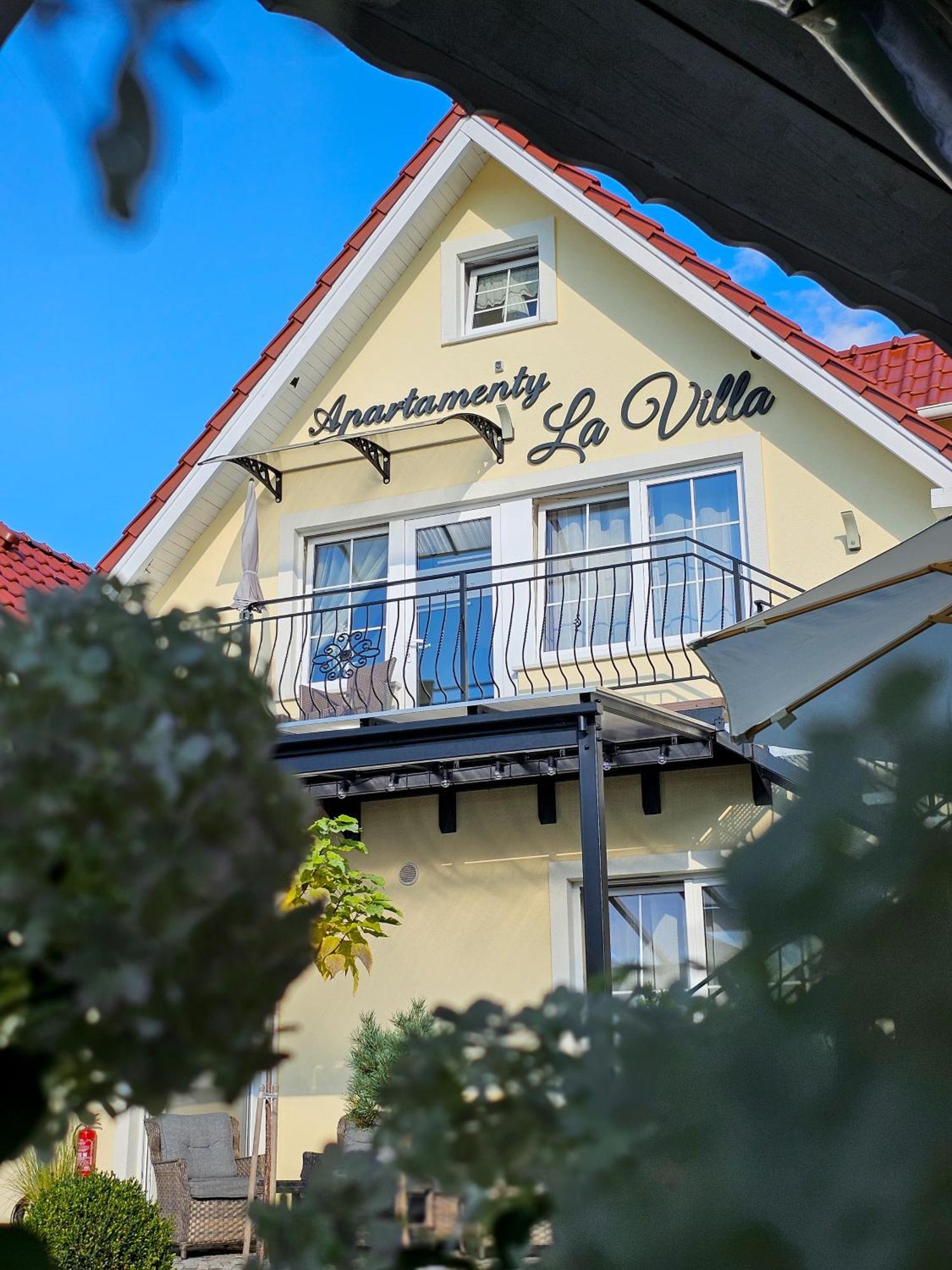 Apartamenty "La Villa" Z Klimatyzacja, Ogrodem, Parkingiem, Blisko Centrum Kudowa-Zdrój Exteriör bild