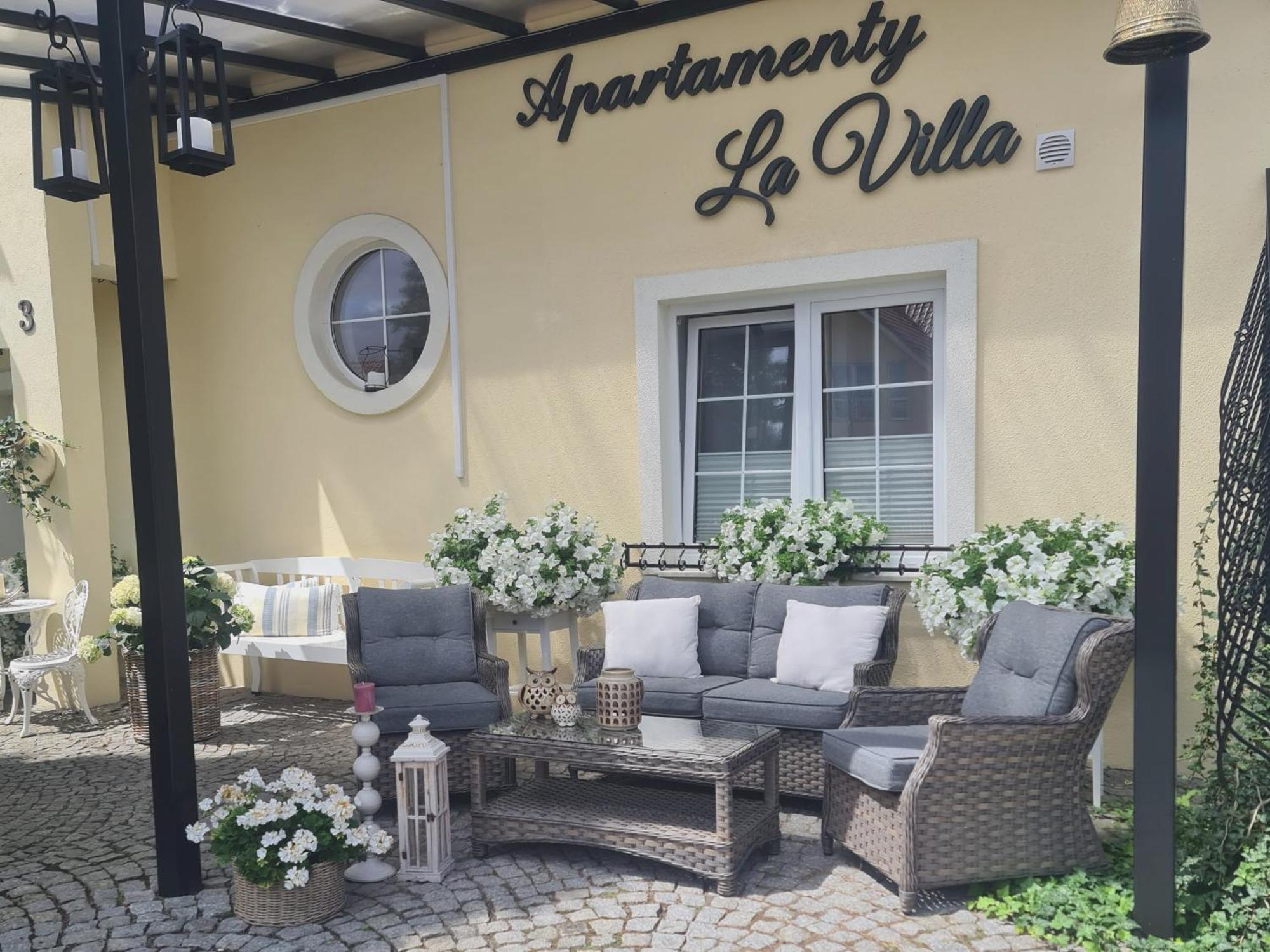 Apartamenty "La Villa" Z Klimatyzacja, Ogrodem, Parkingiem, Blisko Centrum Kudowa-Zdrój Exteriör bild